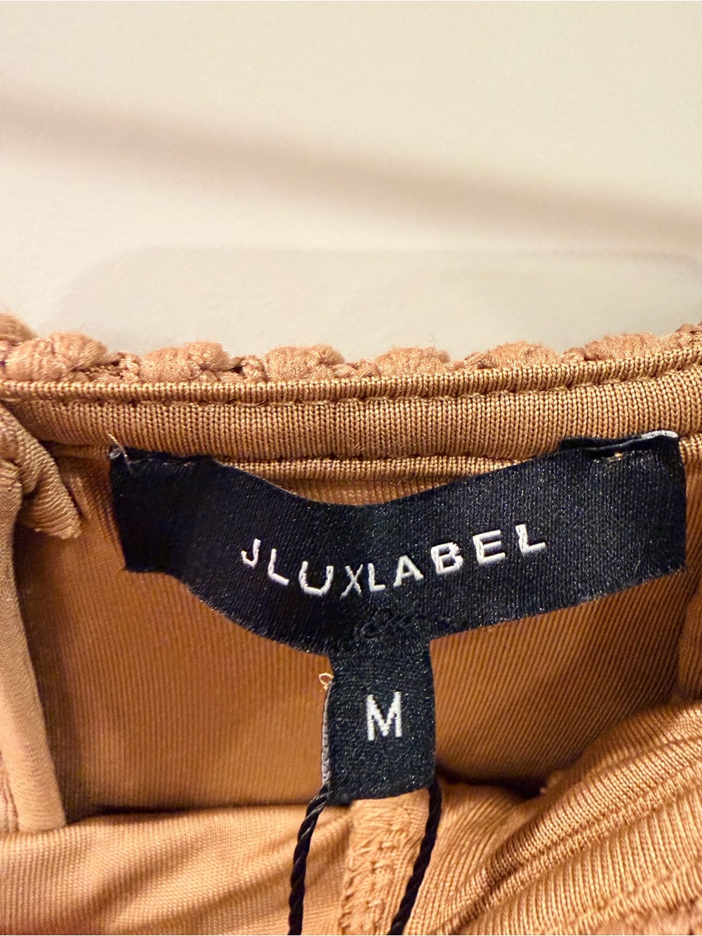 JLUXLABEL Textured Mystique Faux Leather Trim Midi Skirt Tan M NWT - Picture 5 of 16